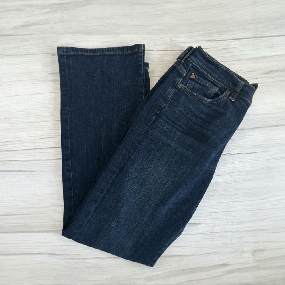 - Lucky Brand Easy Rider Jeans Size 4/27 R